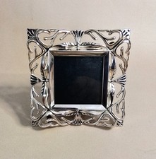 BEAUTIFUL VINTAGE SMALL  PHOTO