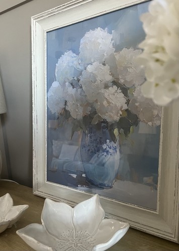 Blue vase with white - blue,