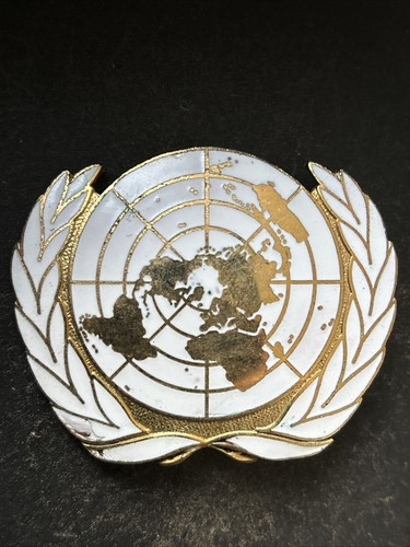 United nations cap badge - nations,