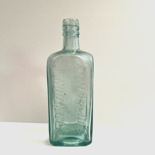 Antique embossed gordon dry - antique, embossed~gordon's