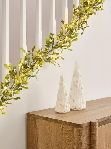 9ft pre lit - 9ft, garland
