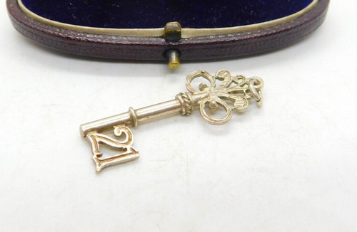 Sterling silver commemorative - sterling,