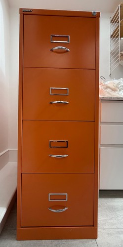 Bisley drawer filing - 4,