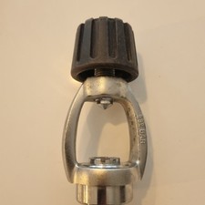 A-Clamp to 232 Bar DIN Scuba Diver Regulator Converter