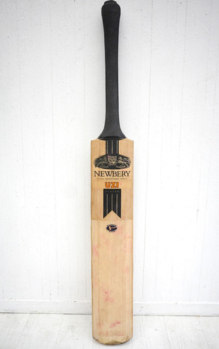Newbery uzi player - player, sh