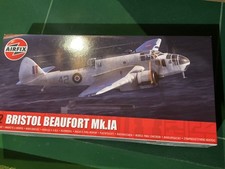 1/72 Airfix Bristol Beaufort Mk.1a Model Kit (A04021A)