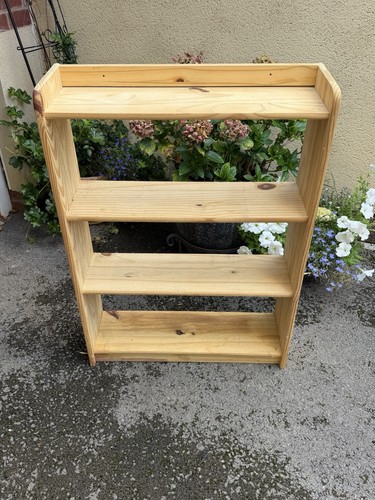 Freestanding pine shelves - freestanding,