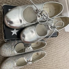 2 X Silver Tap Shoes with Capezio Teletone Taps  - Childs Size 12.5 And 1