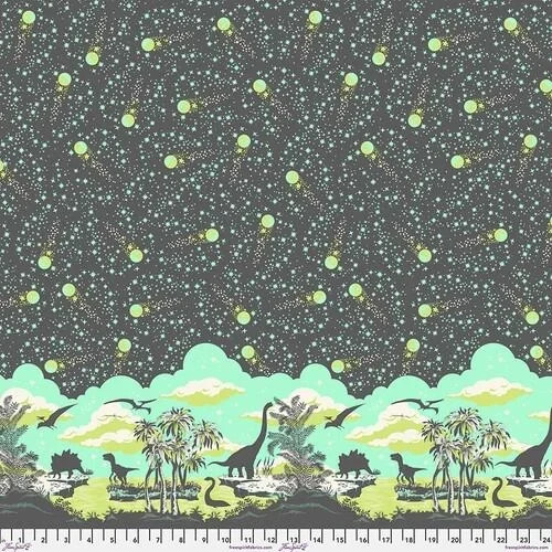 Tula pink meteor - pink, in