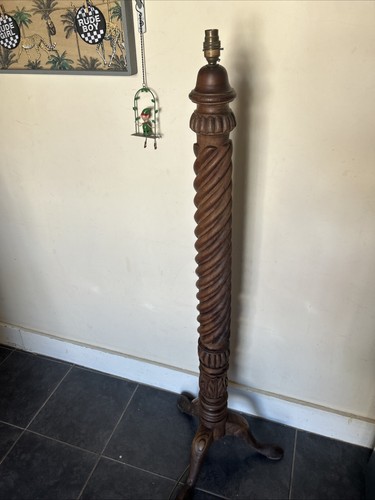 Large vintage oak barley twist - vintage,