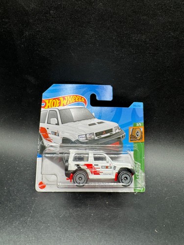 2023 hot wheels mud studs - wheels, 3/5