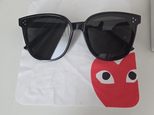 Comme des garçons play - des,