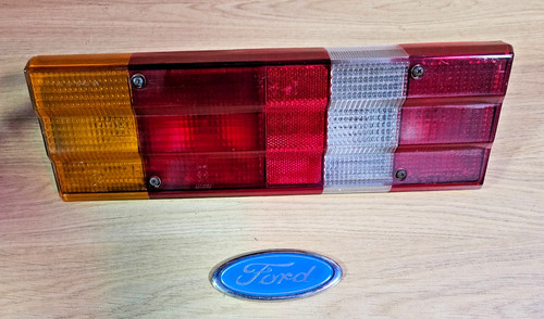 Ford capri mk3 left - rear, light