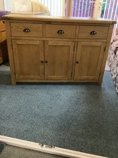 Habitat Kent Solid Oak Sideboard With 3 Drawers, 2 Cupboard Excellent Condition