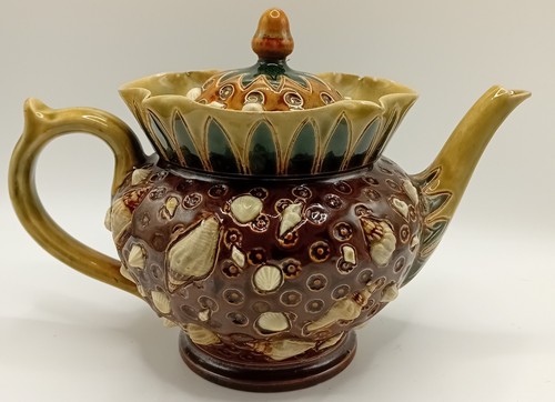 Scarce fine doulton lambeth - scarce,