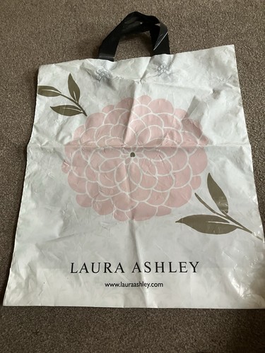 Vintage laura ashley - vintage, plastic