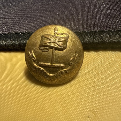 Bb607 flag with motto crest - bb607-,