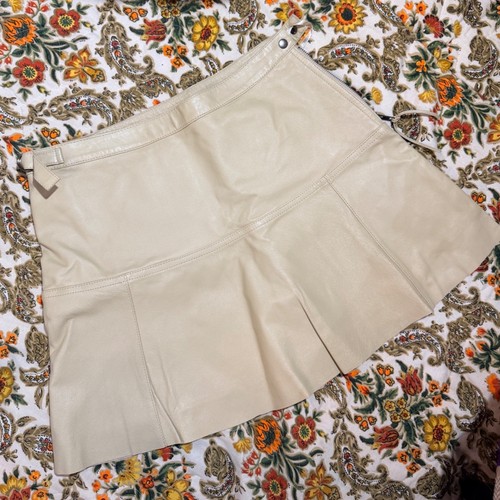 Newport news vintage cream - news,