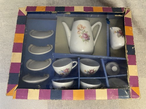 Vintage miniature childs tea - childs,