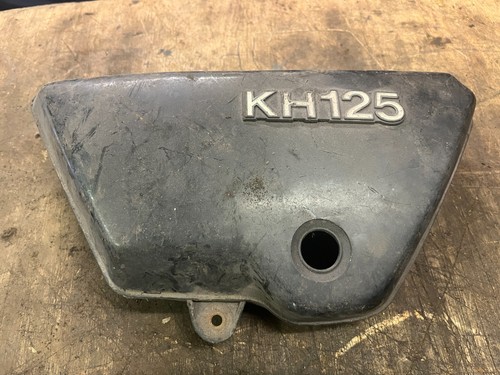 Kawasaki kh125 side panel - kawasaki,