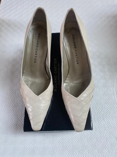 Ladies pre owned - ladies, pre-owned