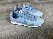 Nike Womens Size 10 Pre