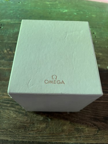 Omega ville 18k red - red, gold