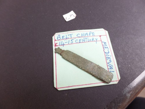 Medieval belt chape c - chape, th