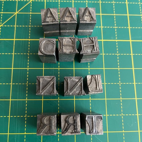 Ornate serif font - capitals,