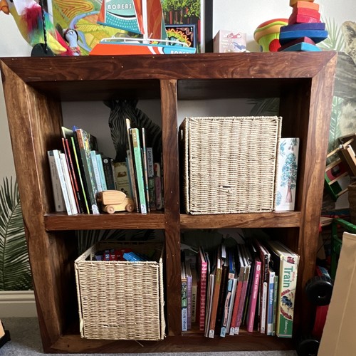 Vintage dark wood cube - dark,