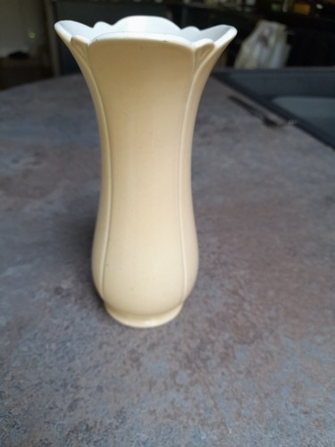 Royal winton cream - cream, fluted