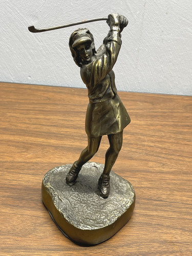 Lady golfer statue - golfer, statue/paperweight
