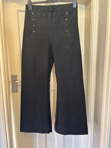 Post war navy wool - post, cracker
