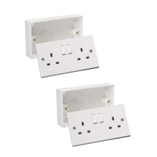 2 x 13A Double Wall Socket 2 Gang with Switched Plug & 25mm Pattress Back Box