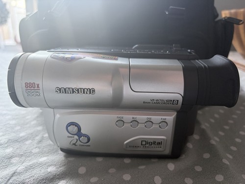 Samsung w70u 8mm camcorder - 8mm,