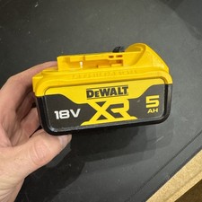 Dewalt 18v 5 ah Battery DCB184 spares or Repair 2025 