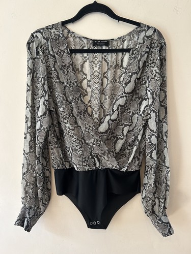 Grey snake skin pattern faux - skin,