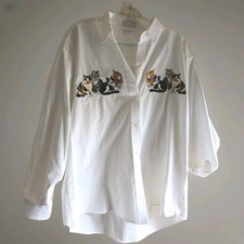 cats cats cats.White Cotton