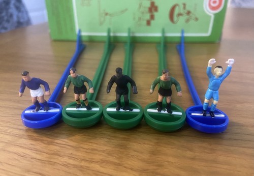Subbuteo five goalkeepers - five,