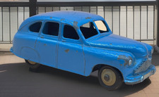 Dinky Toys 153 Standard Vanguard 40E – Vintage Diecast Saloon Car c.1950 Blue