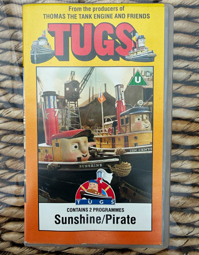 Castle communications tugs - communications,