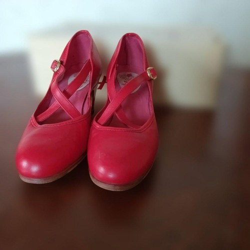 Red flamenco shoes - red,