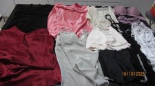 JOB LOT 10  VINTAGE ITEMS BODY  NIGHTIES  ETC MIX SIZE          E 7