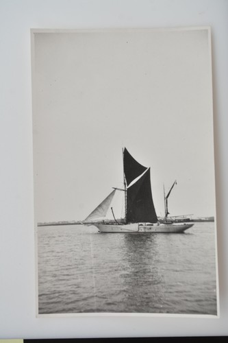 Sailing boat dark - dark, water