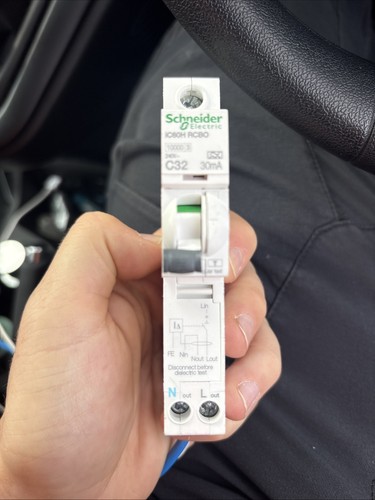 Schneider c32 acti9 - c32, ic60h