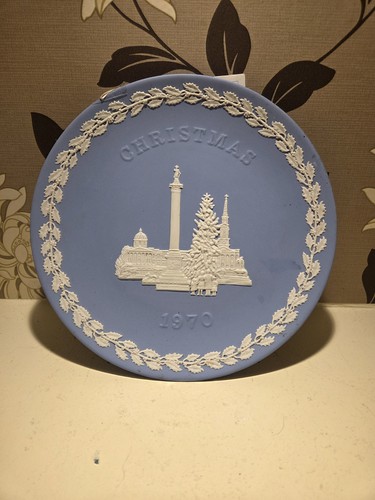 Wedgewood christmas plate - christmas,