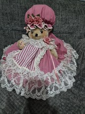 Vintage 'Bearly People' Style