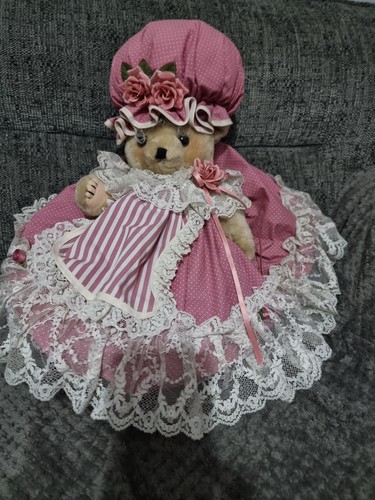 Vintage bearly people style - vintage, 'bearly