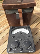 Vintage Universal Avometer Model 8 MkIII + Case