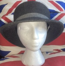 LADIES MARL GREY 100% WOOL HAT WINDSMOOR ONE SIZE NO SIGNS OF WEAR